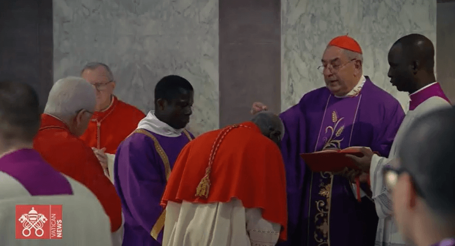 Il cardinale salentino De Donatis sostituisce Papa Francesco nel Rito delle Ceneri