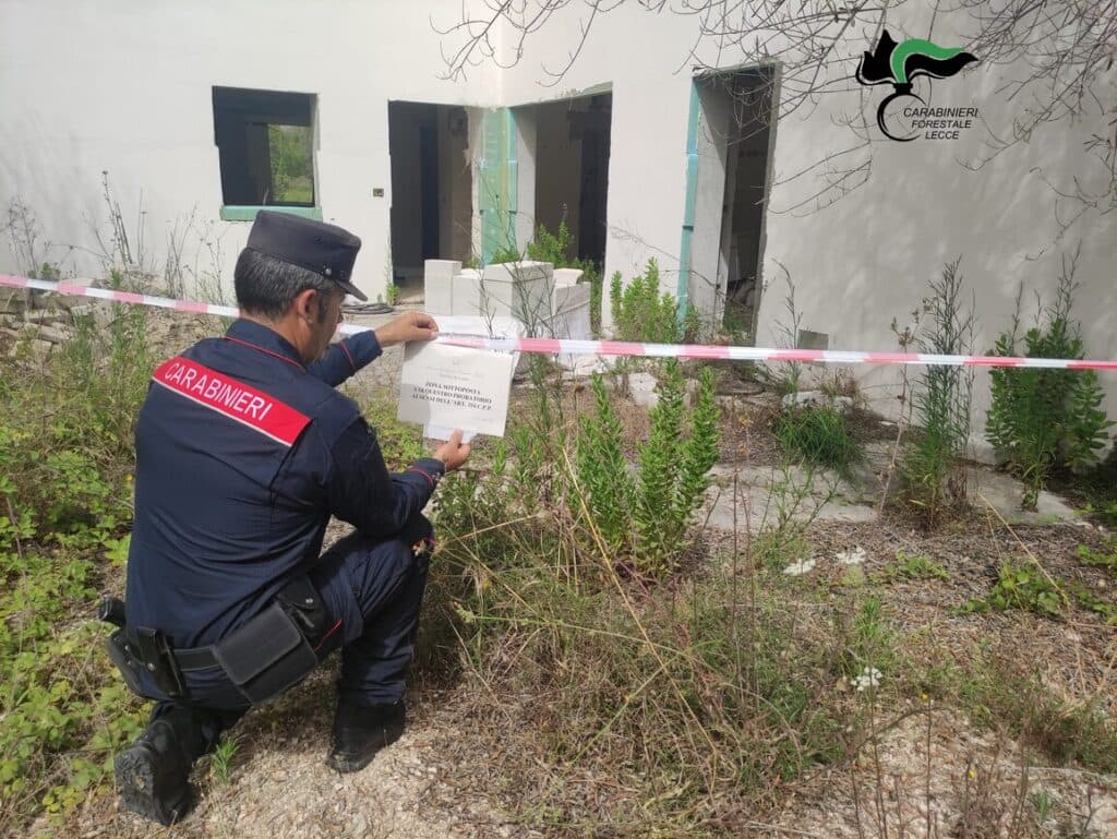 Abusi edilizi, scoperti cinque immobili irregolari