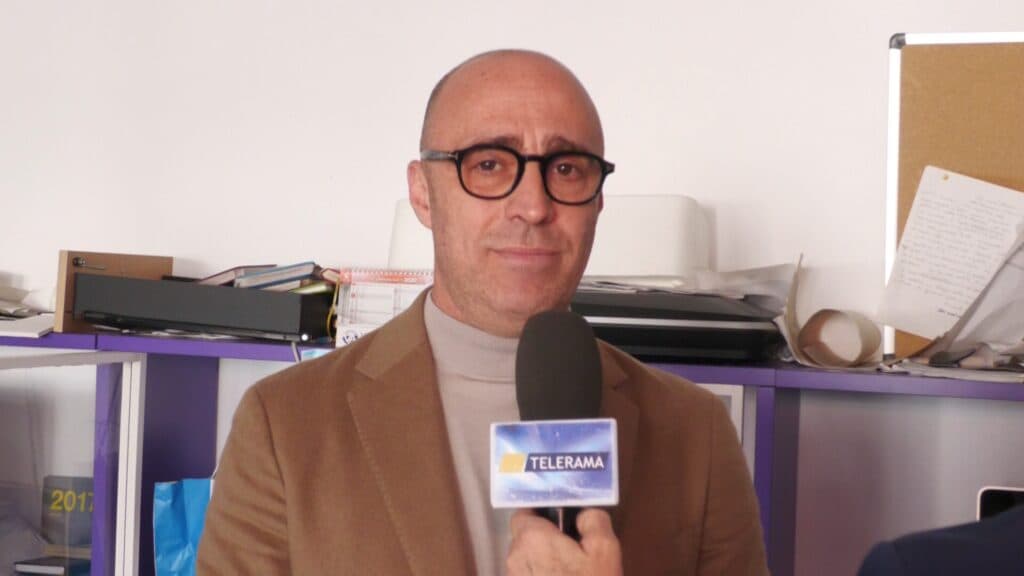 "Inagibilità politica": clamorose dimissioni del sindaco di Taranto Piero Bitetti