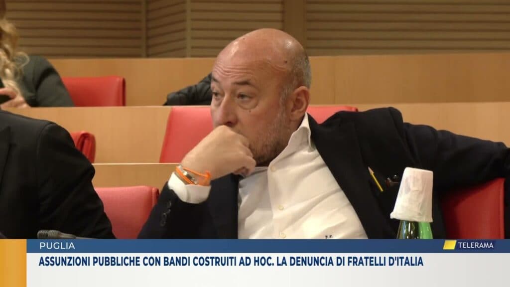 Assunzioni pubbliche con bandi costruiti ad hoc. La denuncia di Fratelli d'Italia