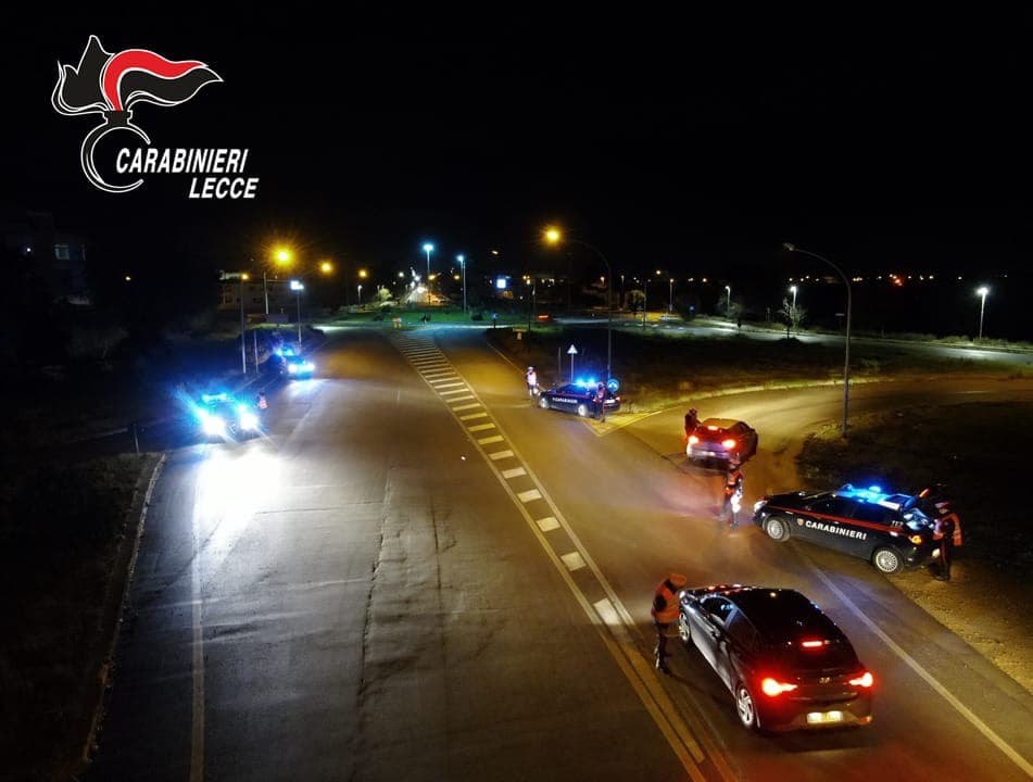 Furti e minacce: arrestate tre persone in Salento