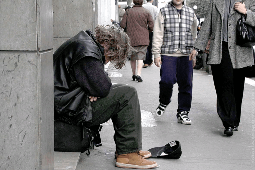 Allerta povertà: 37,7% dei cittadini pugliesi a rischio nel 2024