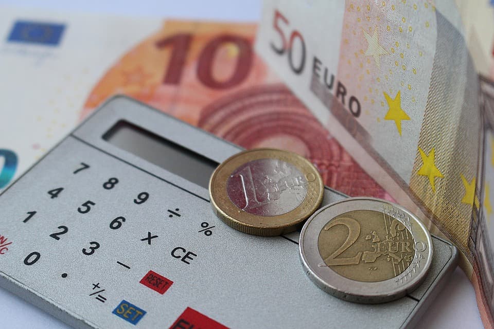 Redditi in aumento, ma il Sud resta indietro