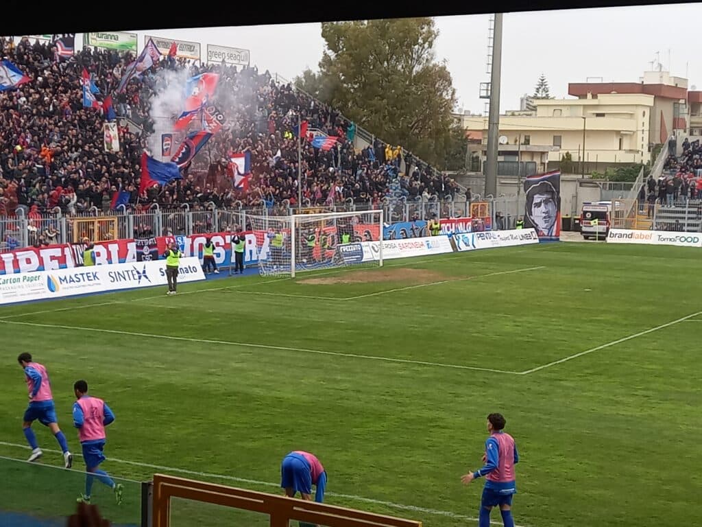 Casarano in festa: dopo 27 anni rossazzurri in Serie C