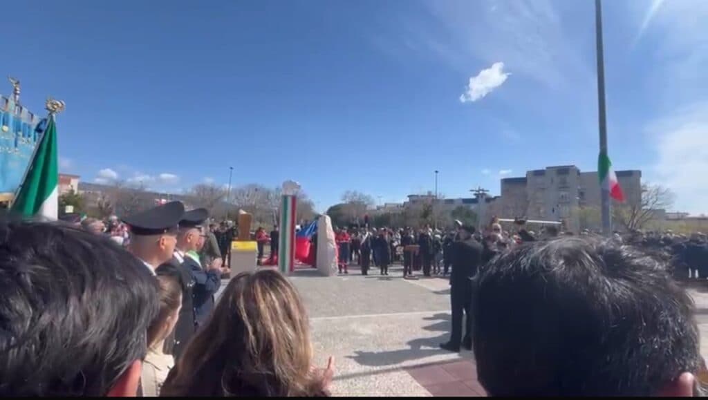 Morì in servizio in un incidente stradale: un monumento per l'appuntato salentino Pastore