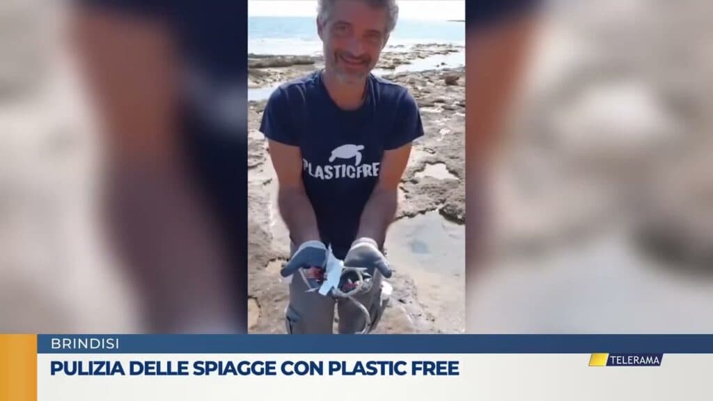 Pulizia delle spiagge a Brindisi con Plastic Free