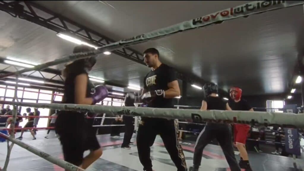 Pugilato: allenamento con Aziz Mouhiidine, campione europeo e due volte argento mondiale