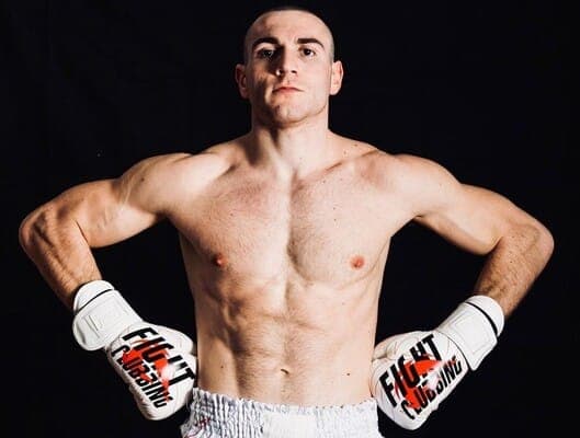 Enrico Pellegrino conquista l’Europa: è il nuovo campione di Muay Thai
