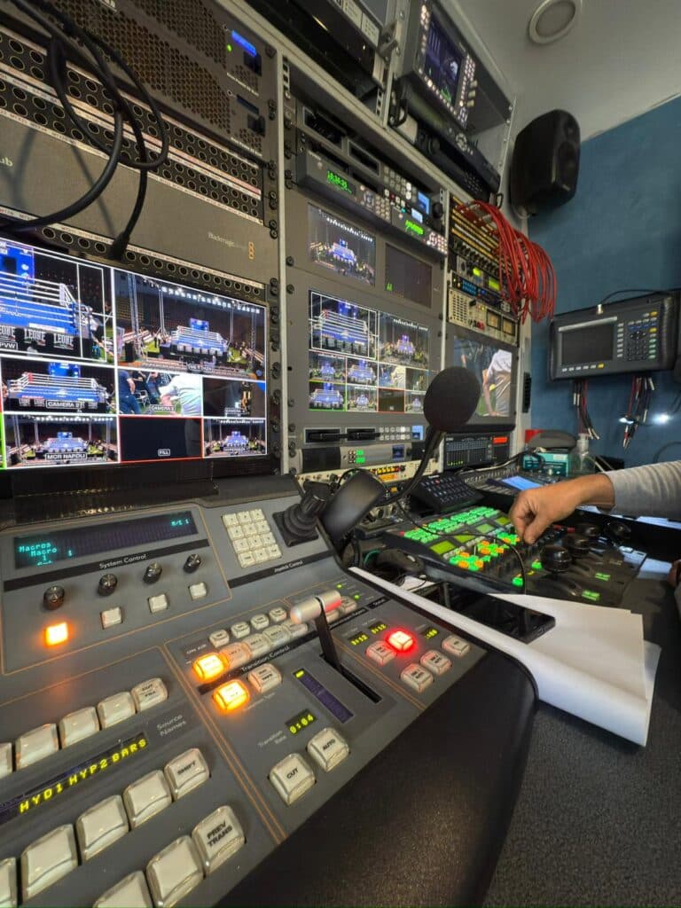 La salentina Ionela Mihai: da “Forum” a DAZN, una carriera tra moda, regia e tv