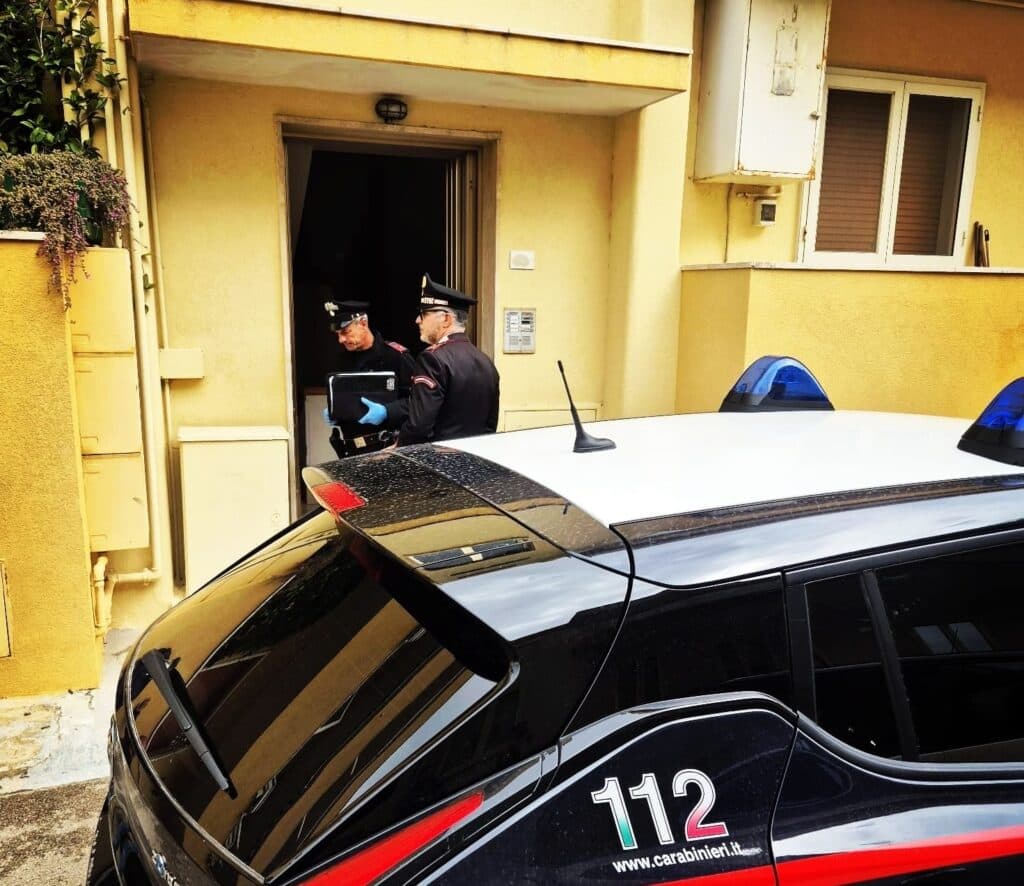 Tragedia a Otranto: marito spara moglie e poi si toglie la vita