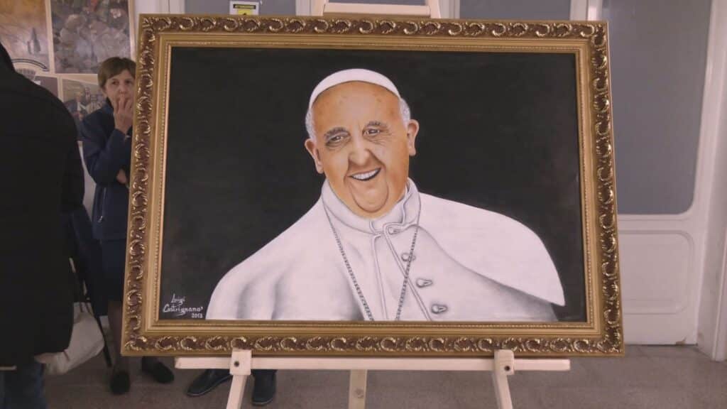 “Arte e solidarietà”: la mostra di Luigi Castrignanò in omaggio a Papa Francesco e  Cuore Amico
