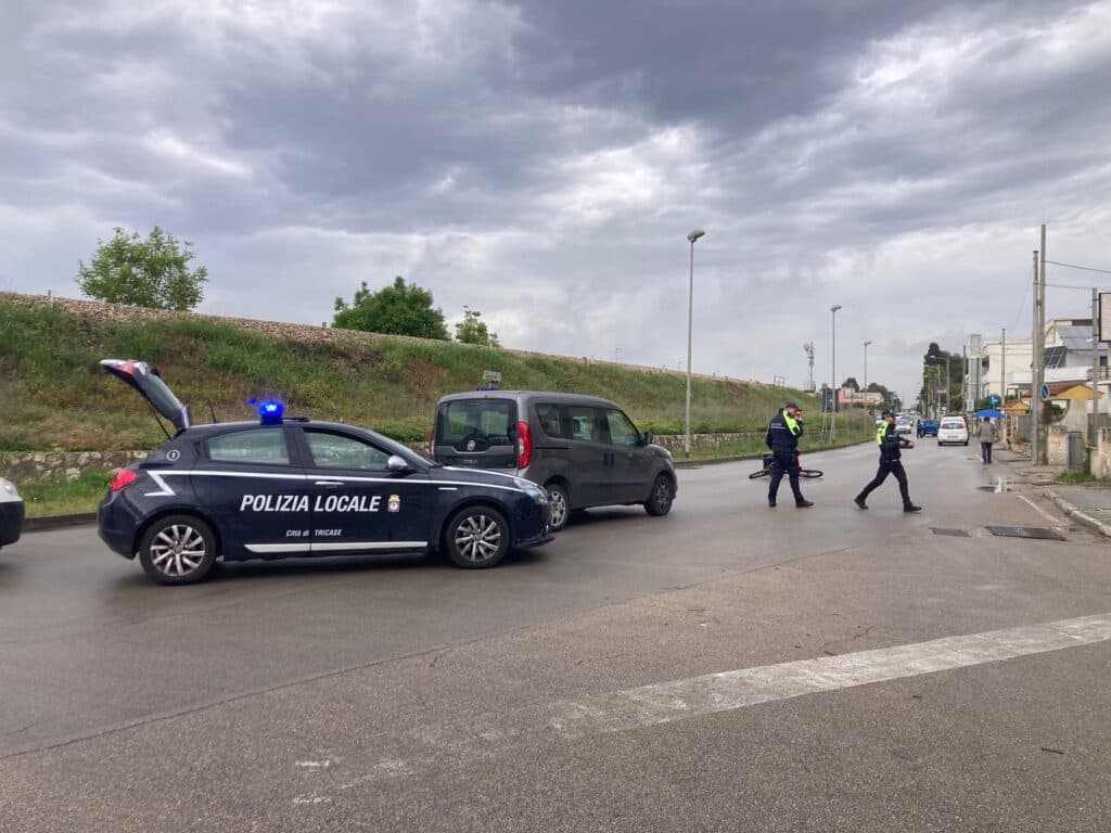 Tricase, ciclista investito da un’auto: è grave un 18enne