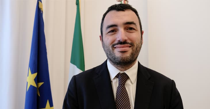 Corruzione e frode su fondi pubblici: richiesta di arresto per l'assessore regionale Delli Noci