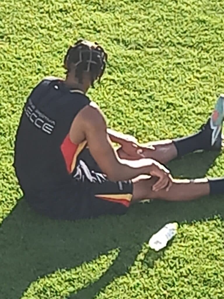 Lecce, Ndaba in gruppo