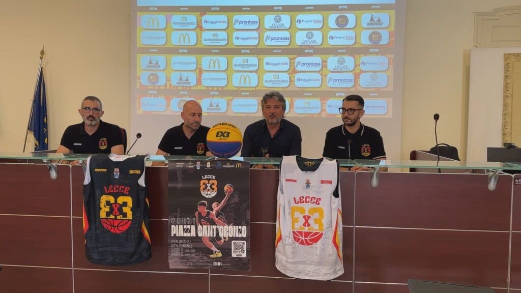 Spettacolo e adrenalina, in piazza S. Oronzo le emozione del basket 3x3