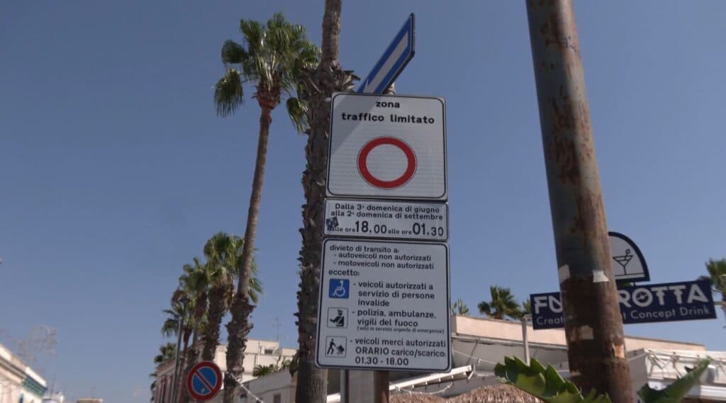 Porto Cesareo, polemica sulle assunzioni estive degli ausiliari del traffico