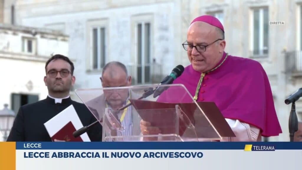 La città accoglie il suo nuovo pastore: Monsignor Panzetta entra in diocesi