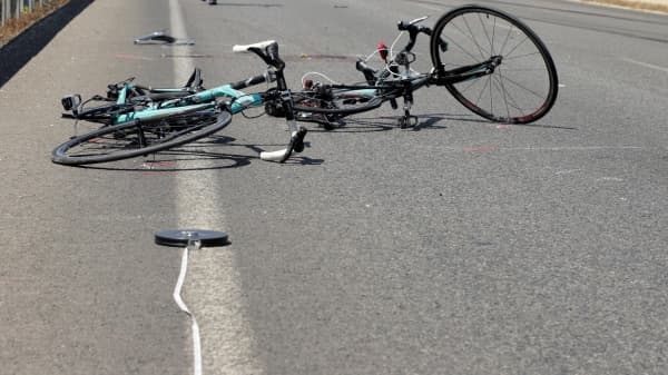 Ciclisti travolti e uccisi nel Barese, indagato automobilista