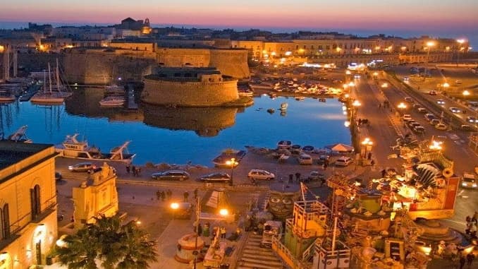 Gallipoli, dalla multa di aprile alla rimozione di settembre: il paradosso nell'abusivismo