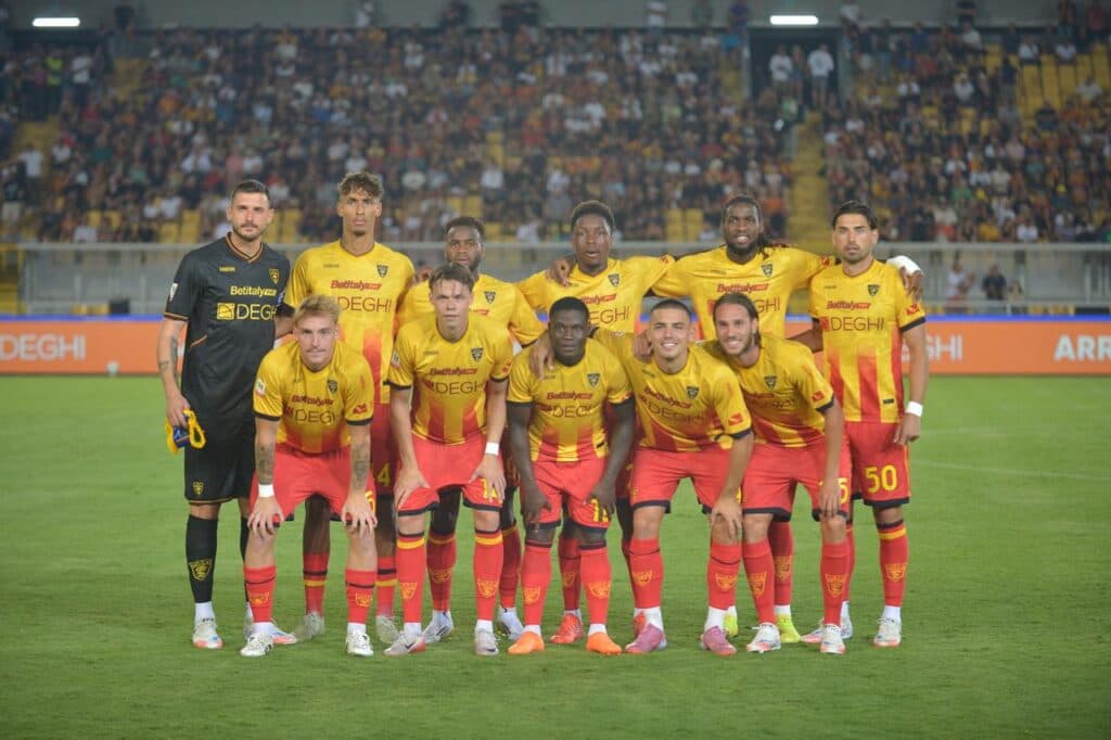Milan sotto pressione, Lecce spinto dall'entusiasmo