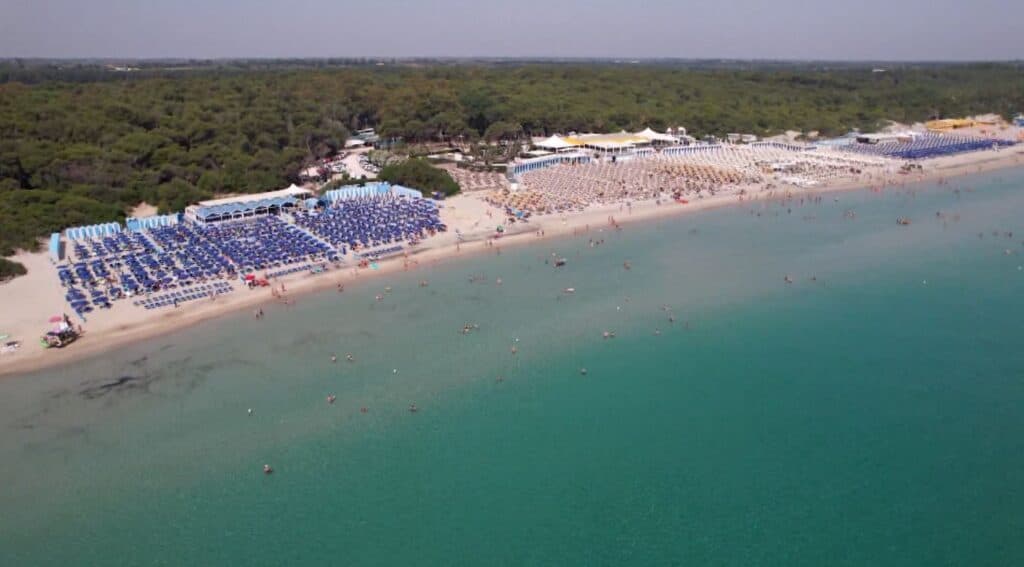 Turismo: autunno positivo, ma tra lidi chiusi e voli insufficienti