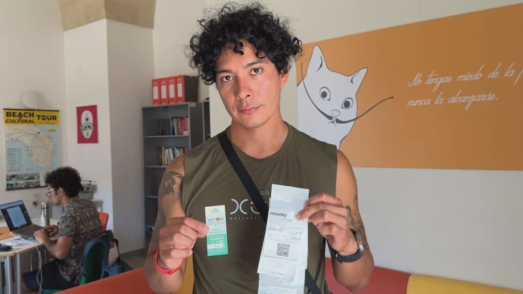 Problema di traduzione sul bus, turista messicano multato