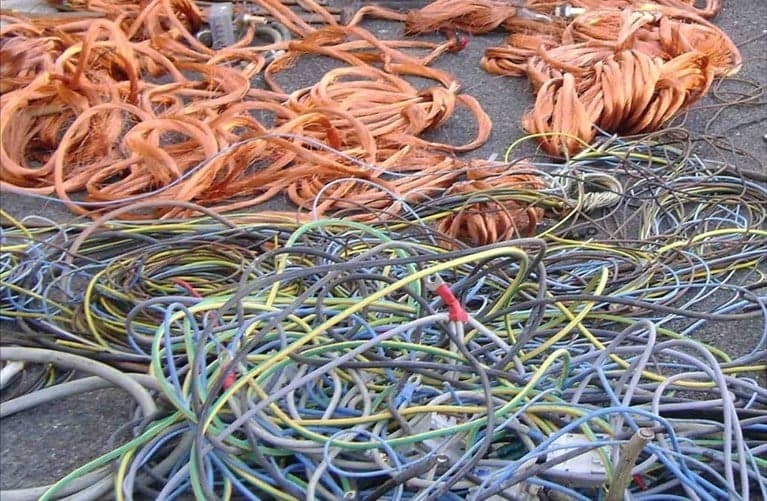 Furto cavi elettrici ai danni del PRD di Casarano-Supersano