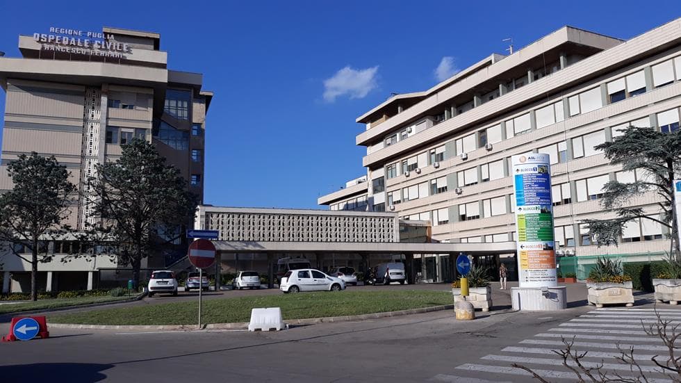 “Visita a pagamento, ma in ambulatorio non c’è nessuno”: la denuncia a Dillo a Telerama