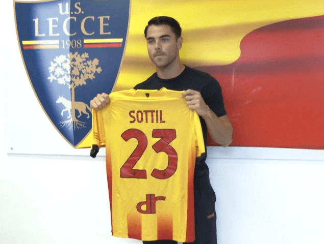 Lecce, Di Francesco cerca le migliori garanzie. Sottil in dubbio