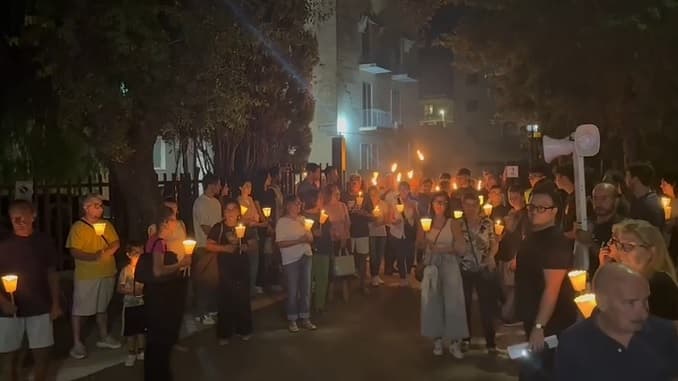 A cinque anni dall'assassinio, una fiaccolata per non dimenticare Eleonora e Daniele