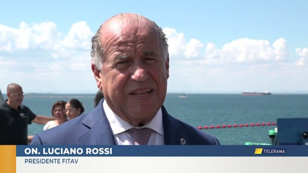 Taranto, "Tiro a volo" su Nave Vulcano: premiati gli atleti in divisa