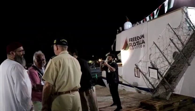 Freedom Flotilla, la nave carica di aiuti umanitari diretta a Gaza è pronta a partire