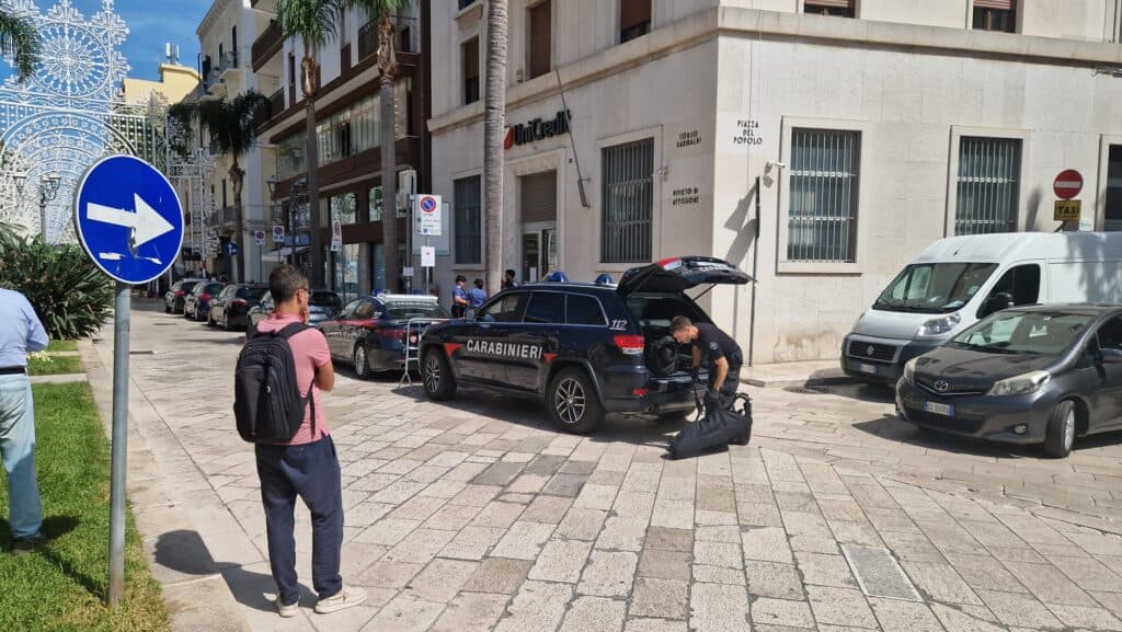 Brindisi: scassinato il caveau dell'Unicredit