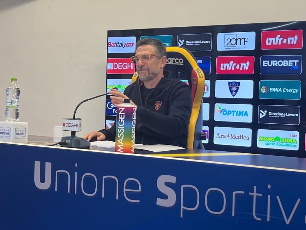 Lecce, Di Francesco: "Poco lucidi, peccato. Il rigore? A metà campo sarebbe stato fallo"
