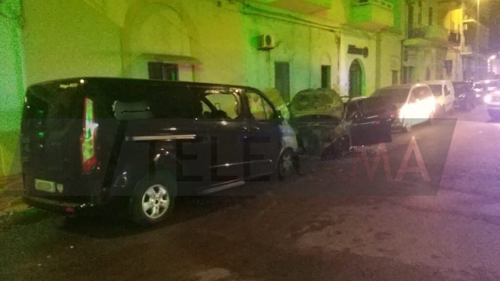 Raid incendiario dopo gli arresti: vendetta negli ambienti dello spaccio?