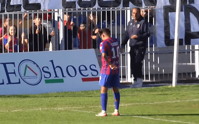 Casarano, tre gol al Cerignola: doppietta di Chiricò e gol di Zanaboni