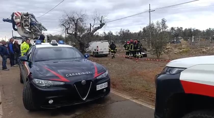 Corsano, crolla il solaio: muore operaio 58enne