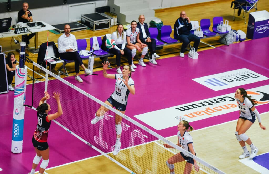 Volley A2\F - Super Narconon Melendugno: battuta la capolista Trentino