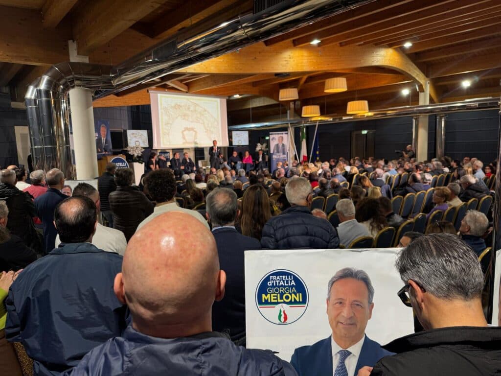 Pagliaro carica il Salento: entusiasmo e sprint finale verso le urne
