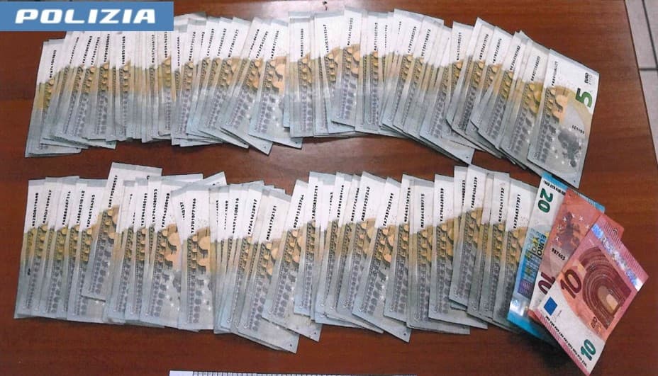 Taranto, "truffa delle banconote di piccolo taglio": denunciato un rumeno di 33 anni