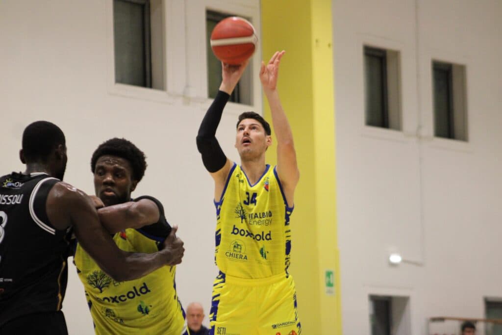 Basket Serie C: la NP Monteroni fallisce il colpaccio, a Mesagne finisce 84 a 81