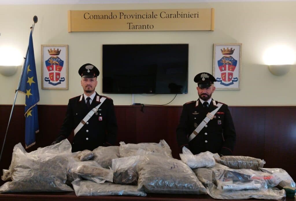 Ginosa, nascondeva 25 kg di droga in un soppalco: arrestato un 53enne