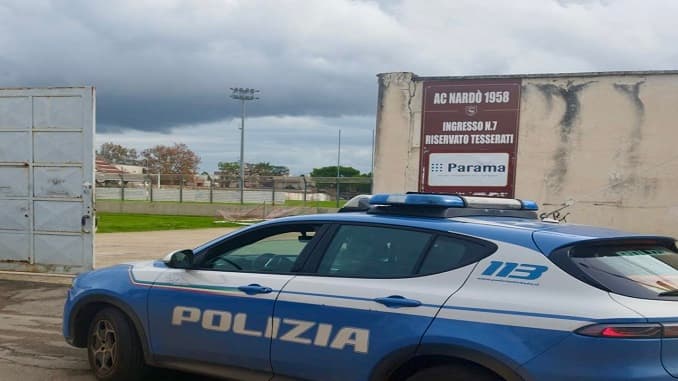 Accendono fumogeni durante A.C. Nardò-Taurus Acerrana: Daspo per tre ultras ospiti