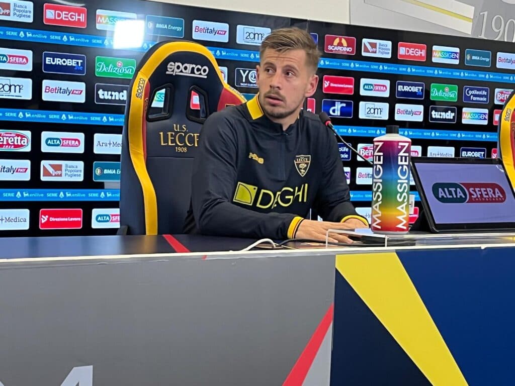 Lecce, Ramadani: "Vittoria da sei punti", Stulic: "Il gol? Per Corvino. Il mister mi sta aiutando a diventare più cattivo"