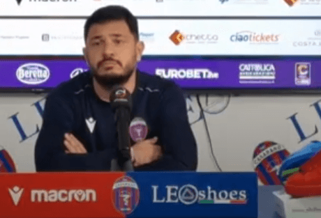 Casarano a Crotone per il posticipo di lunedì. Di Bari: "Anche un punto fa classifica"