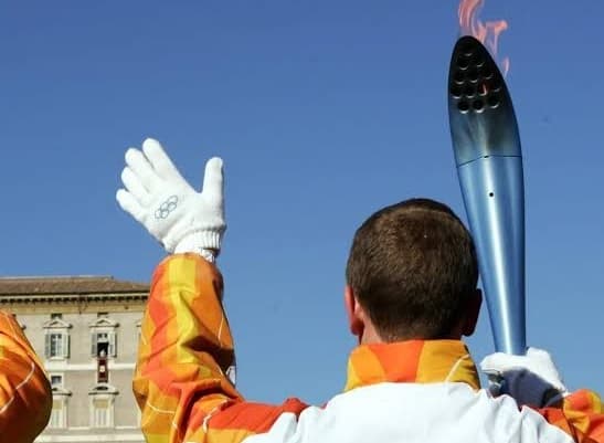 La Fiamma Olimpica illumina la Puglia: domani farà tappa a Lecce