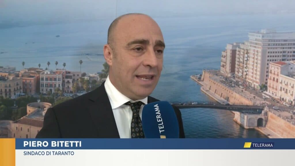 Taranto, consiglio comunale: prorogato il contratto con l'Amiu