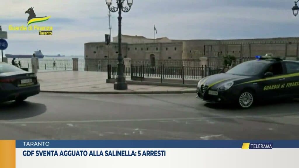 Taranto, la Finanza sventa agguato alla Salinella: 5 arresti