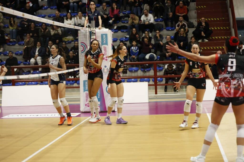 Volley A2, Melendugno da applausi ma cede al tie-break