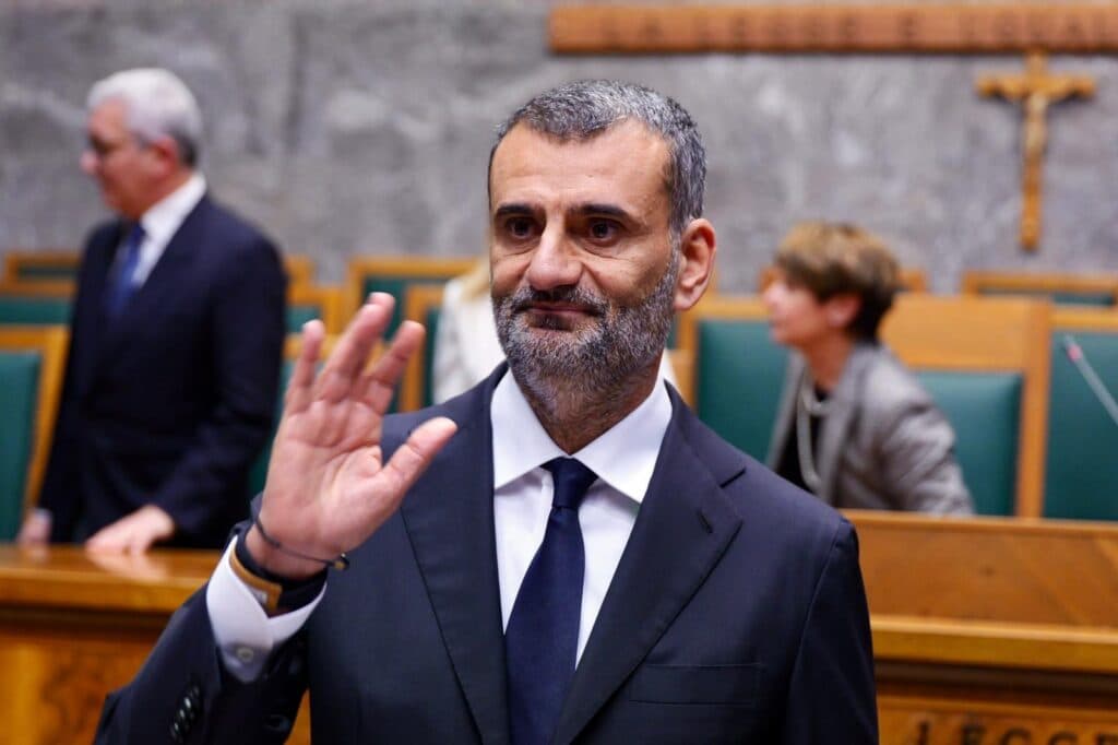 Governance Poll SWG 2026, Centrodestra: Per Decaro un vero e proprio crollo del consenso